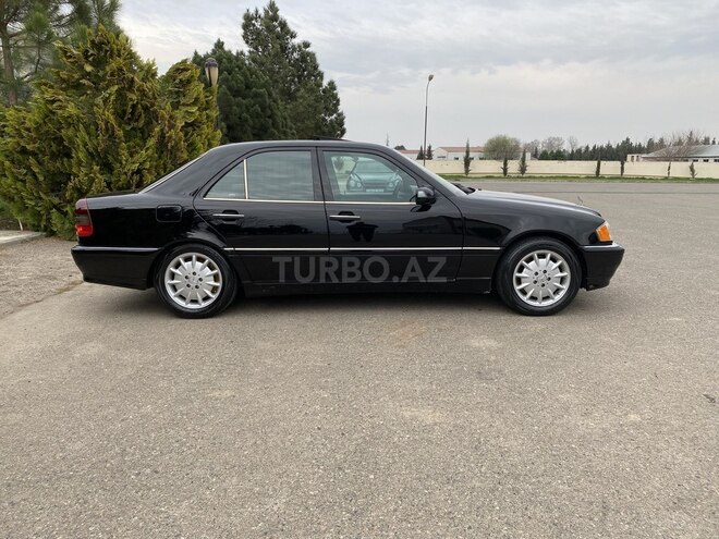 Mercedes C 230 1999, 320,000 km - 2.3 l - Sabirabad