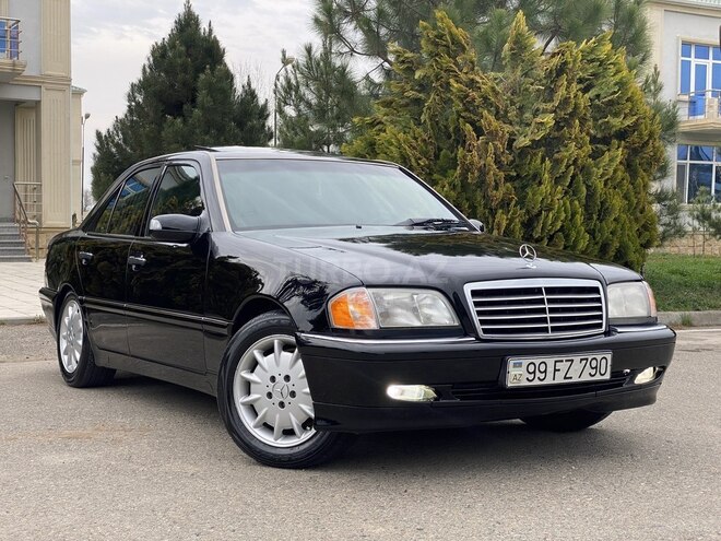 Mercedes C 230 1999, 320,000 km - 2.3 l - Sabirabad