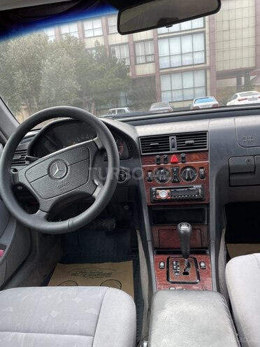 Mercedes C 220 1999, 606,000 km - 2.2 л - Bakı