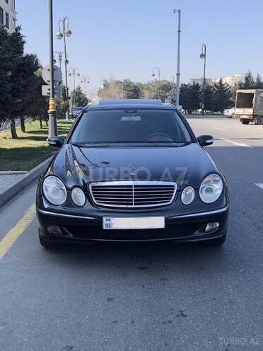 Mercedes E 270 2003, 256,000 km - 2.7 l - Bakı