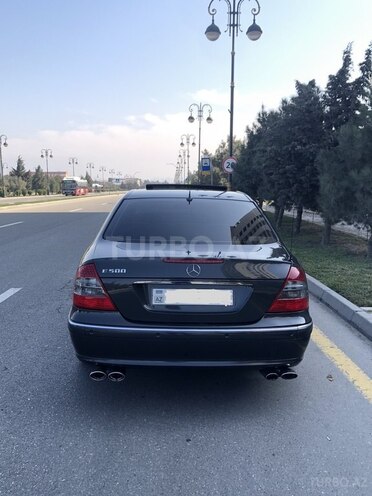 Mercedes E 270 2003, 256,000 km - 2.7 l - Bakı