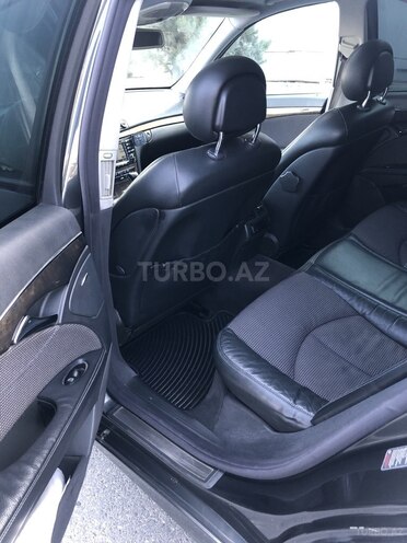 Mercedes E 270 2003, 256,000 km - 2.7 l - Bakı