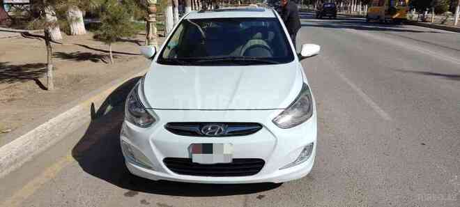 Hyundai Accent 2013, 307,000 km - 1.6 l - Şirvan