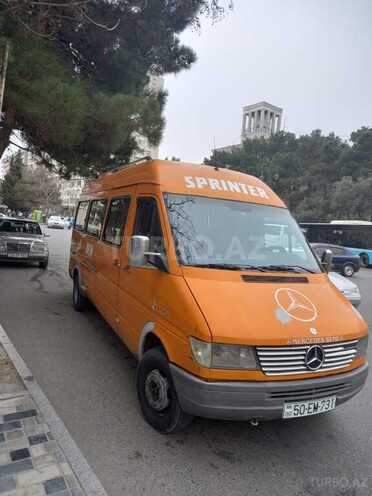 Mercedes Sprinter 412 2000, 462,820 km - 2.9 л - Bakı