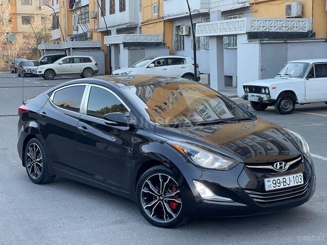 Hyundai Elantra 2015, 160,000 km - 1.8 л - Bakı