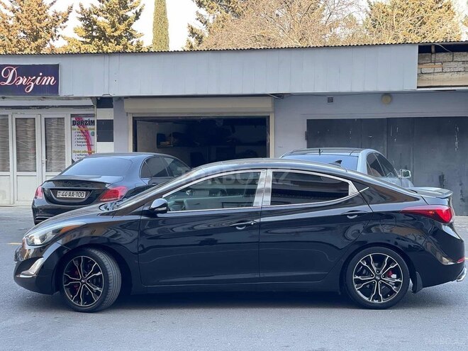 Hyundai Elantra 2015, 160,000 km - 1.8 л - Bakı