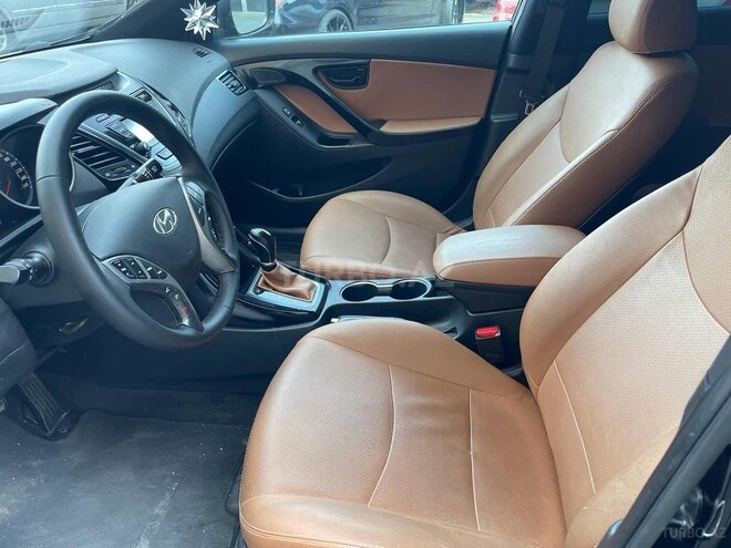 Hyundai Elantra 2015, 160,000 km - 1.8 л - Bakı