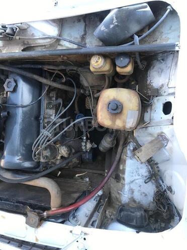 LADA (VAZ) 2107 1987, 10,000 km - 1.5 л - Salyan