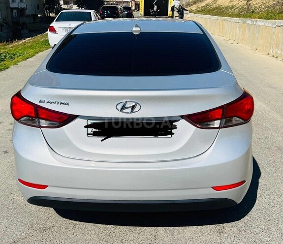 Hyundai Elantra 2015, 120,701 km - 1.8 l - Bakı
