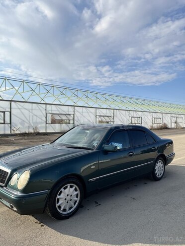 Mercedes E 200 1998, 257,000 km - 2.0 л - Şəmkir