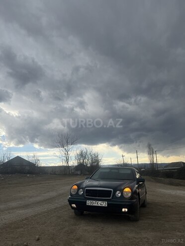 Mercedes E 200 1998, 257,000 km - 2.0 л - Şəmkir
