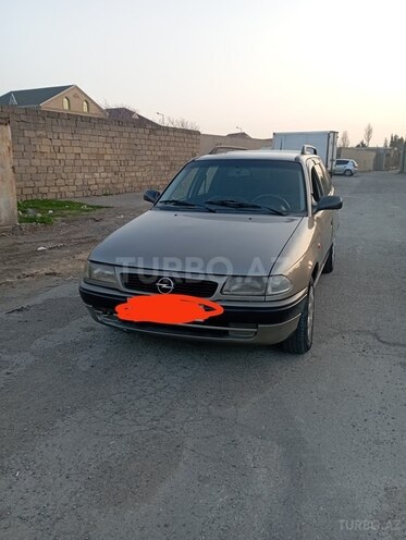 Opel Astra 1996, 250,000 km - 1.8 л - Bakı