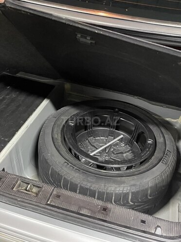 Mercedes E 240 2002, 214,500 km - 2.4 л - Gəncə