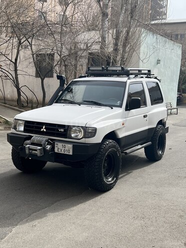 Mitsubishi Pajero 1999, 180,000 km - 3.0 l - Bakı