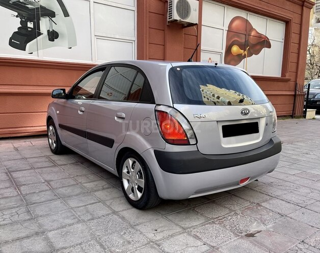 Kia Rio 2005, 300,000 km - 1.5 l - Bakı
