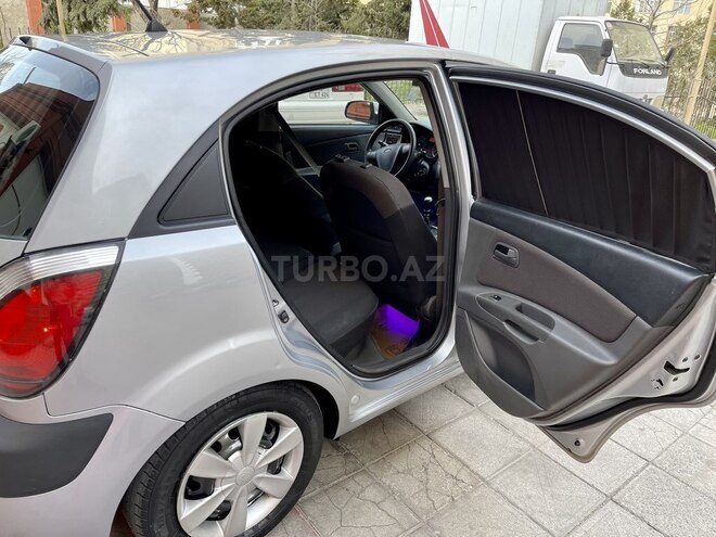 Kia Rio 2005, 300,000 km - 1.5 l - Bakı