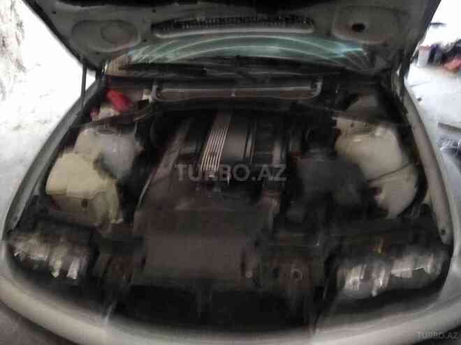 BMW 320 1998, 370,000 km - 2.0 l - Qax