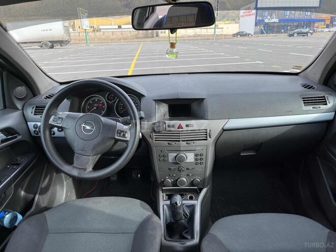 Opel Astra 2006, 318,000 km - 1.3 l - Bakı