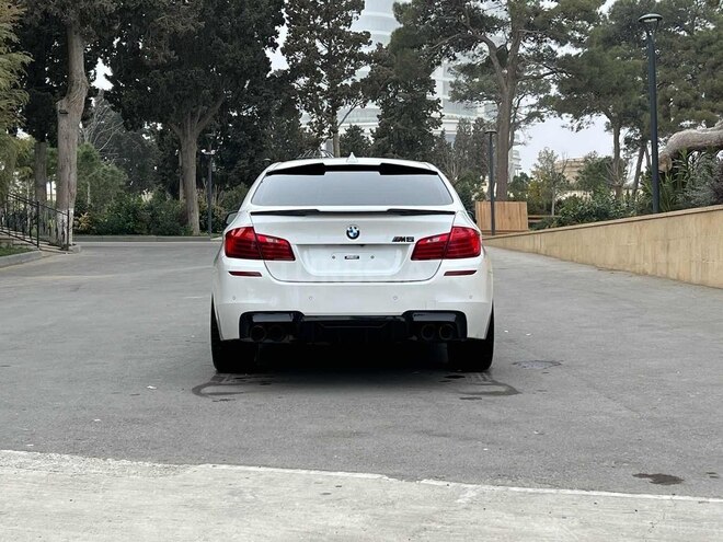 BMW 528 2015, 105,000 km - 2.0 l - Bakı