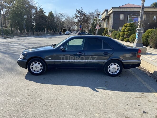 Mercedes C 230 1997, 319,549 km - 2.3 l - Ağcabədi