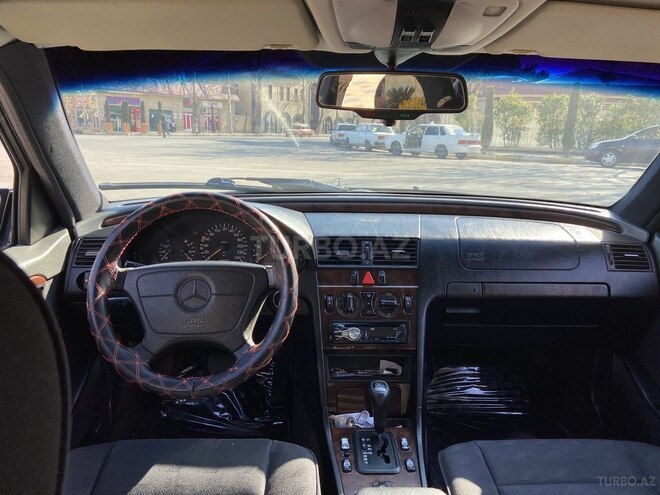 Mercedes C 230 1997, 319,549 km - 2.3 l - Ağcabədi