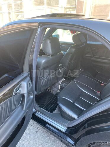 Mercedes E 240 1998, 360,000 km - 2.4 l - Bakı