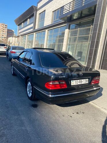 Mercedes E 240 1998, 360,000 km - 2.4 l - Bakı