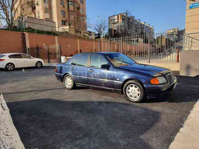 Mercedes C 220 1995, 235,650 km - 2.2 л - Bakı