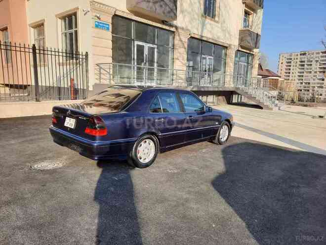 Mercedes C 220 1995, 235,650 km - 2.2 л - Bakı