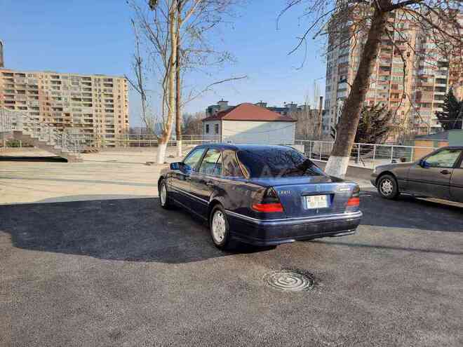 Mercedes C 220 1995, 235,650 km - 2.2 л - Bakı