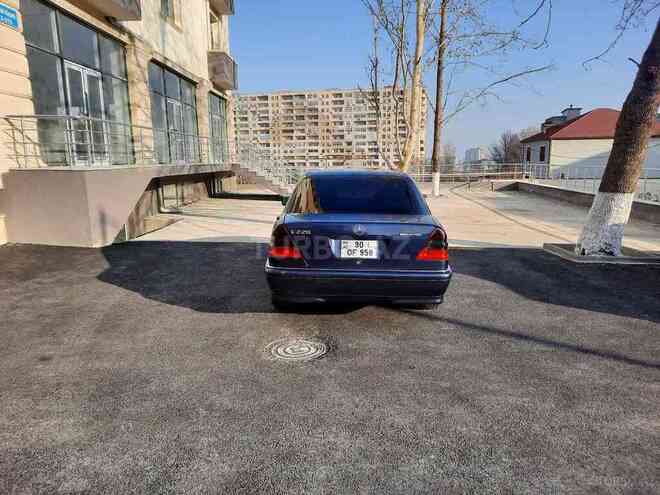 Mercedes C 220 1995, 235,650 km - 2.2 л - Bakı