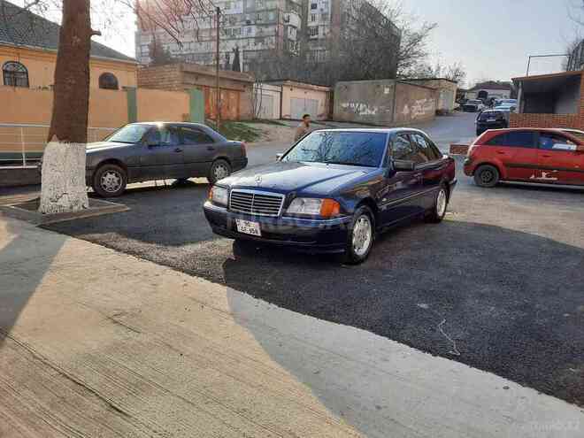 Mercedes C 220 1995, 235,650 km - 2.2 л - Bakı