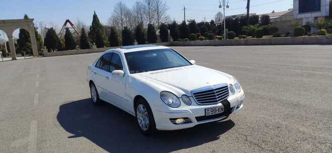 Mercedes E 220 2004, 272,450 km - 2.2 l - Bakı