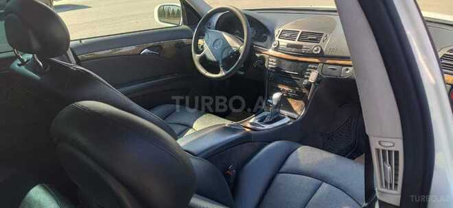 Mercedes E 220 2004, 272,450 km - 2.2 l - Bakı