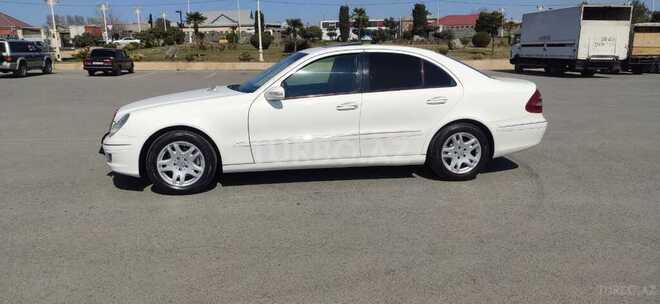 Mercedes E 220 2004, 272,450 km - 2.2 l - Bakı
