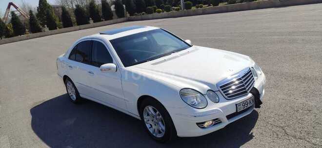Mercedes E 220 2004, 272,450 km - 2.2 l - Bakı
