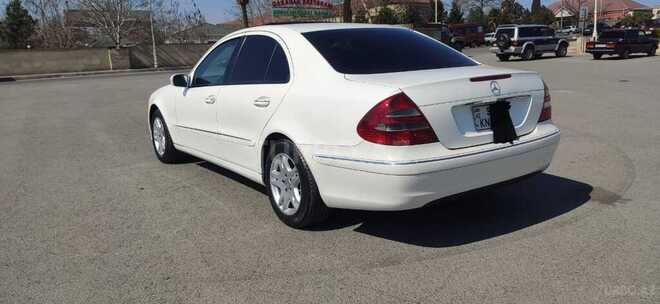 Mercedes E 220 2004, 272,450 km - 2.2 l - Bakı