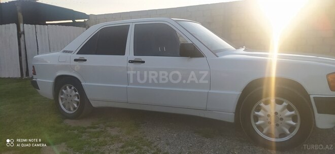 Mercedes 190 1991, 156,000 km - 2.0 l - Cəlilabad