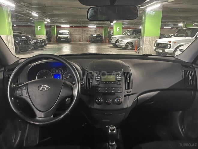 Hyundai i30 2010, 177,000 km - 1.4 l - Bakı