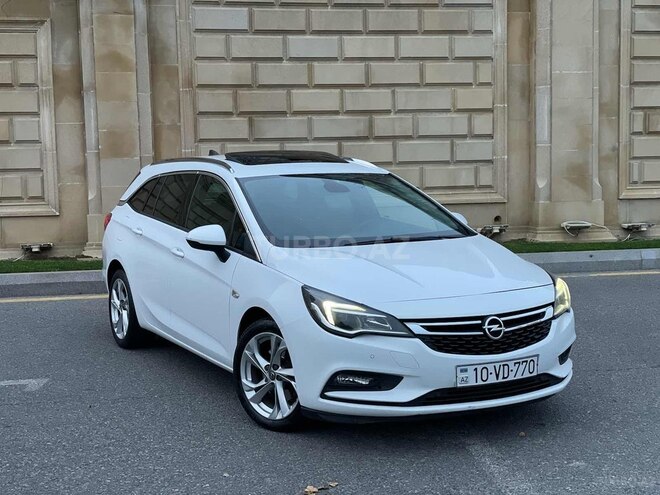 Opel Astra 2017, 199,000 km - 1.6 л - Bakı