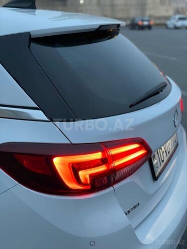 Opel Astra 2017, 199,000 km - 1.6 л - Bakı