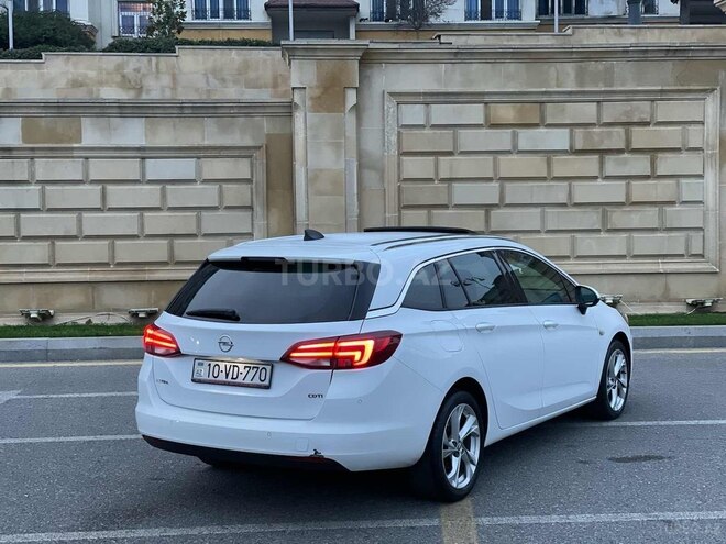 Opel Astra 2017, 199,000 km - 1.6 л - Bakı