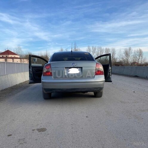 Volkswagen Passat 2004, 257,000 km - 1.8 l - Bakı