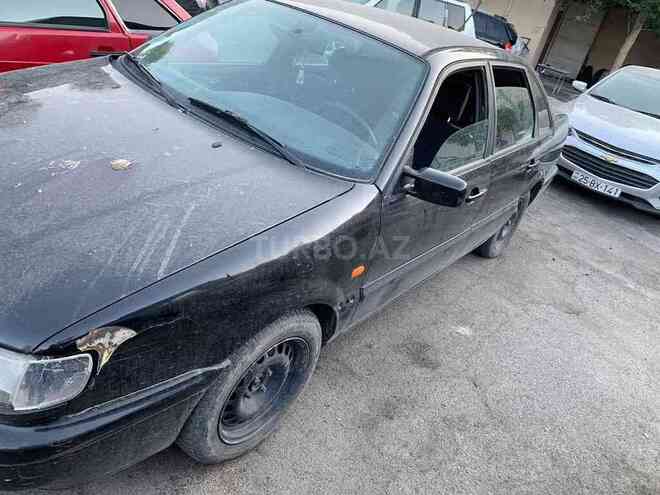 Volkswagen Passat 1996, 300,000 km - 2.0 l - Gəncə