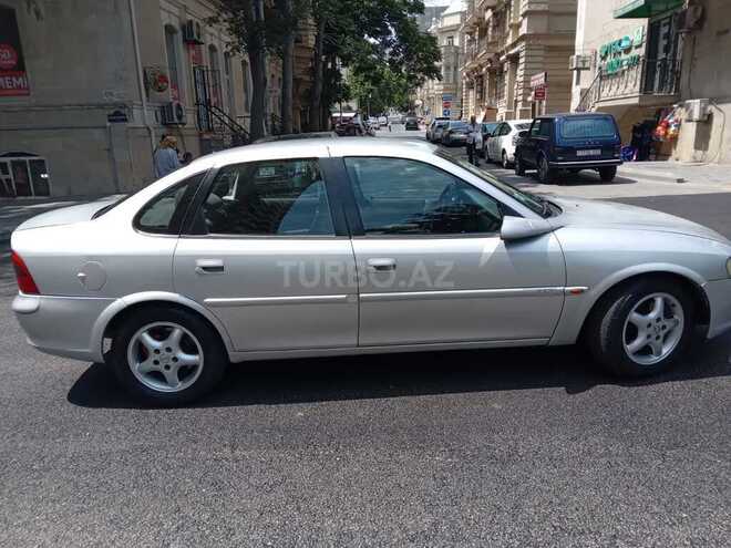 Opel Vectra 1998, 240,000 km - 2.5 л - Bakı