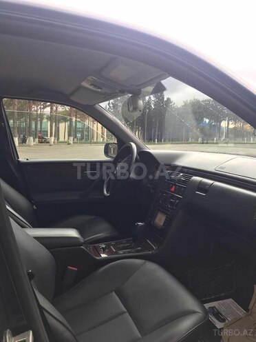 Mercedes E 240 2001, 263,000 km - 2.6 l - Sumqayıt