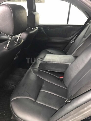 Mercedes E 240 2001, 263,000 km - 2.6 l - Sumqayıt