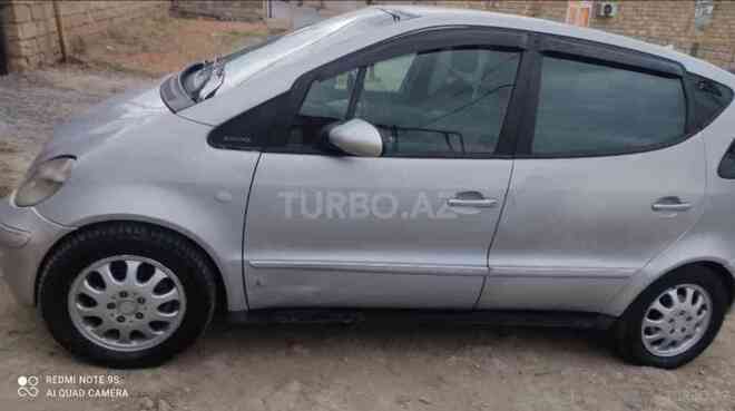 Mercedes A 160 2002, 318,000 km - 1.6 л - Bakı
