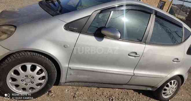 Mercedes A 160 2002, 318,000 km - 1.6 л - Bakı