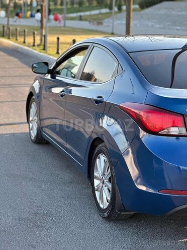 Hyundai Elantra 2015, 214,769 km - 1.8 л - Bakı